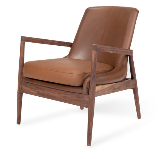 Sillón Lay con estructura de nogal y piel clásica – Vaoli